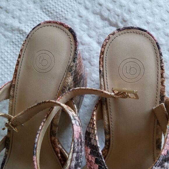 Urban Outfitters Gigi Strappy Platform Sandal Tan Size 6 - Picture 5 of 8